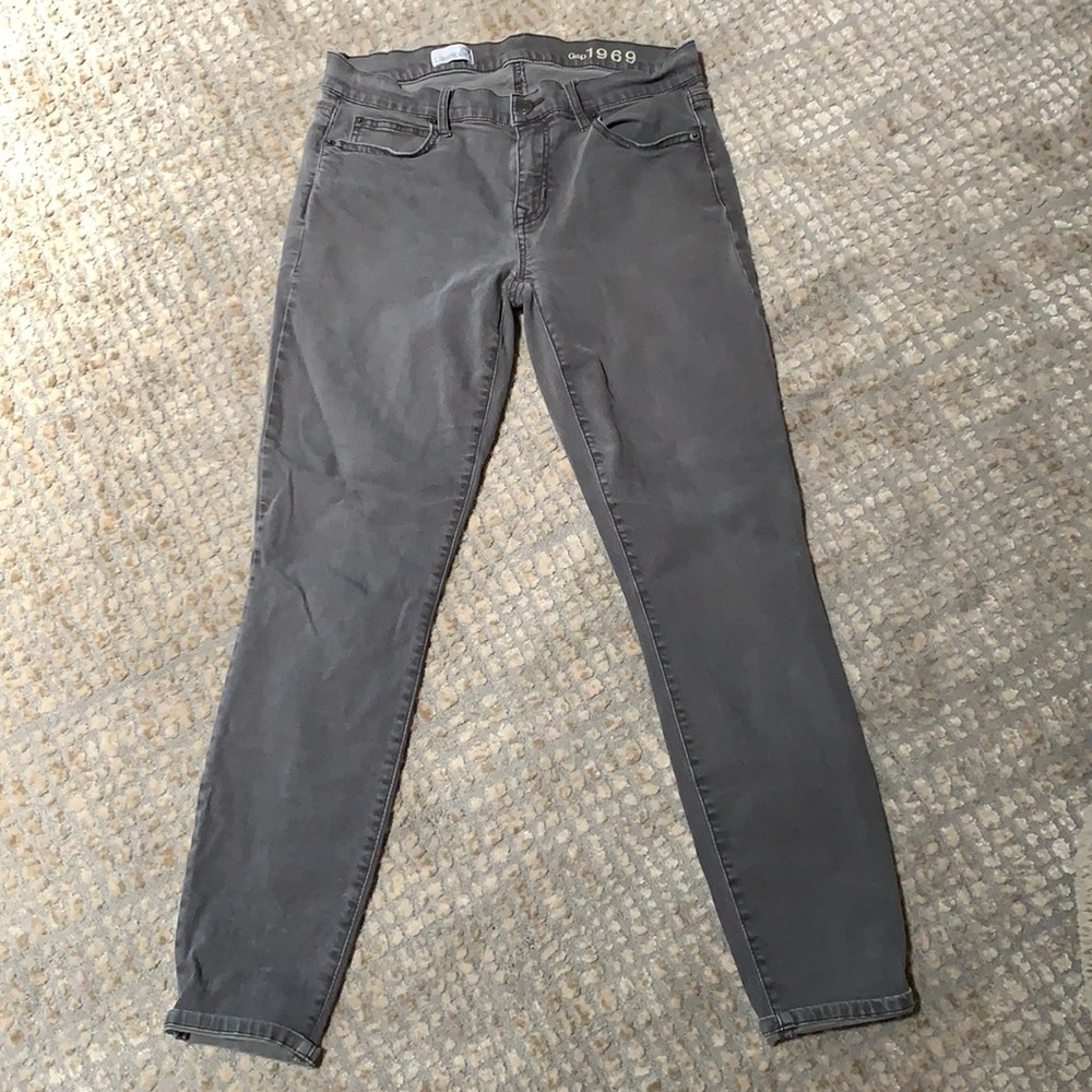 Gap Legging jeans size 28 r